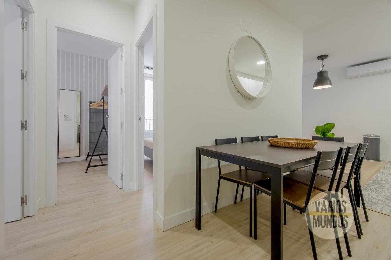 Spacious New Apartment Para 7 En La Plaza De Tirso De Molina Madri Exterior foto