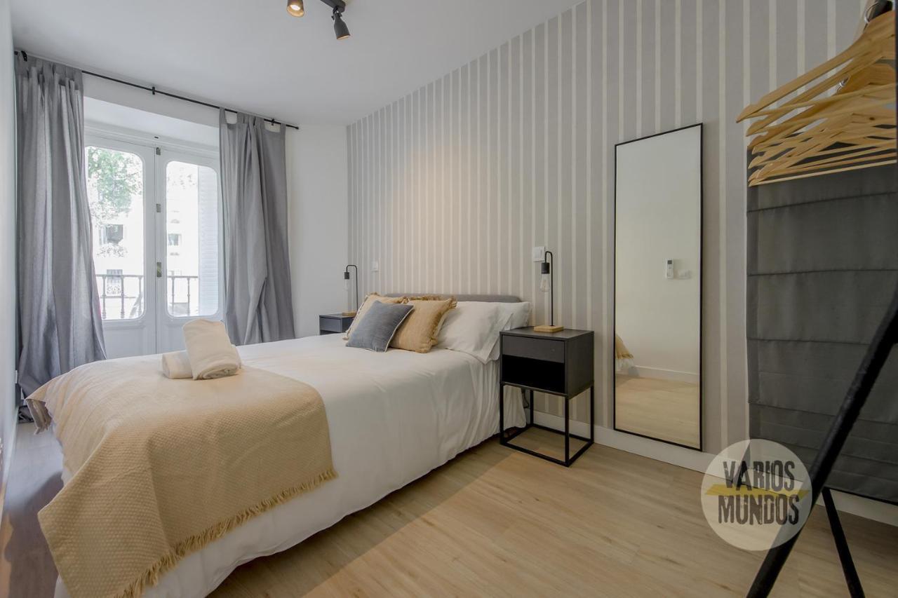 Spacious New Apartment Para 7 En La Plaza De Tirso De Molina Madri Exterior foto