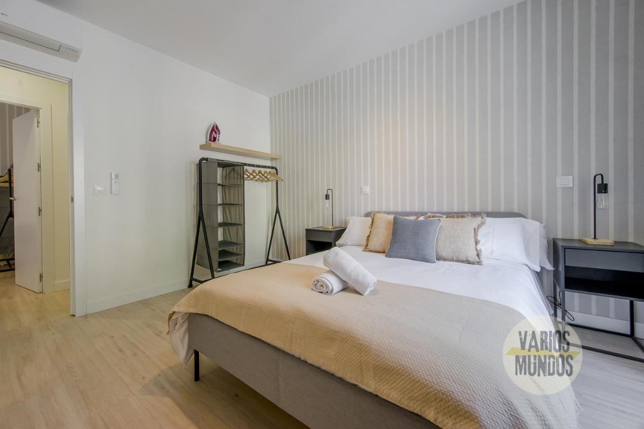 Spacious New Apartment Para 7 En La Plaza De Tirso De Molina Madri Exterior foto