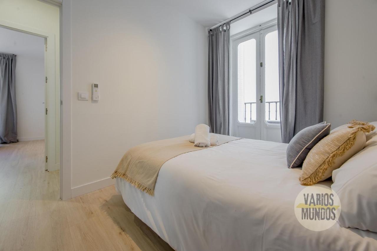 Spacious New Apartment Para 7 En La Plaza De Tirso De Molina Madri Exterior foto