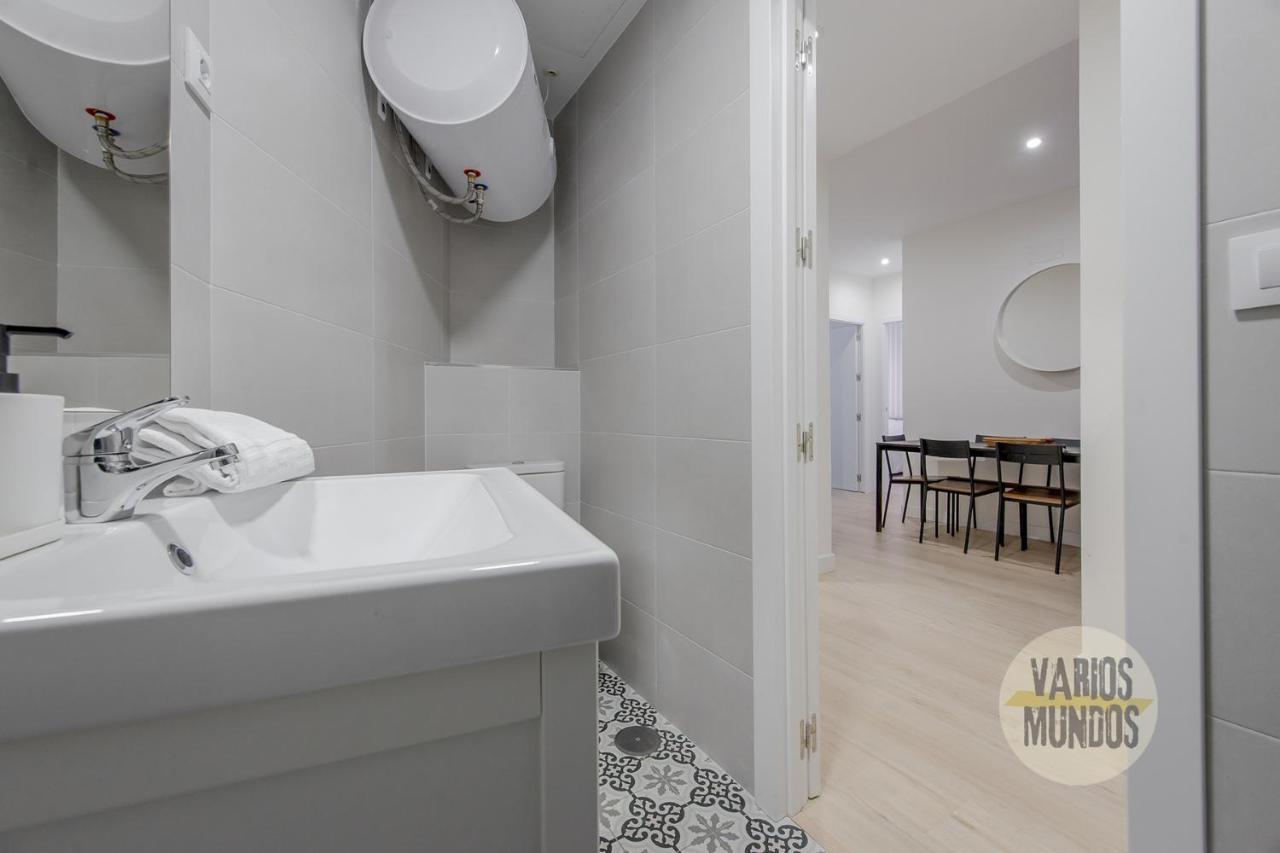Spacious New Apartment Para 7 En La Plaza De Tirso De Molina Madri Exterior foto