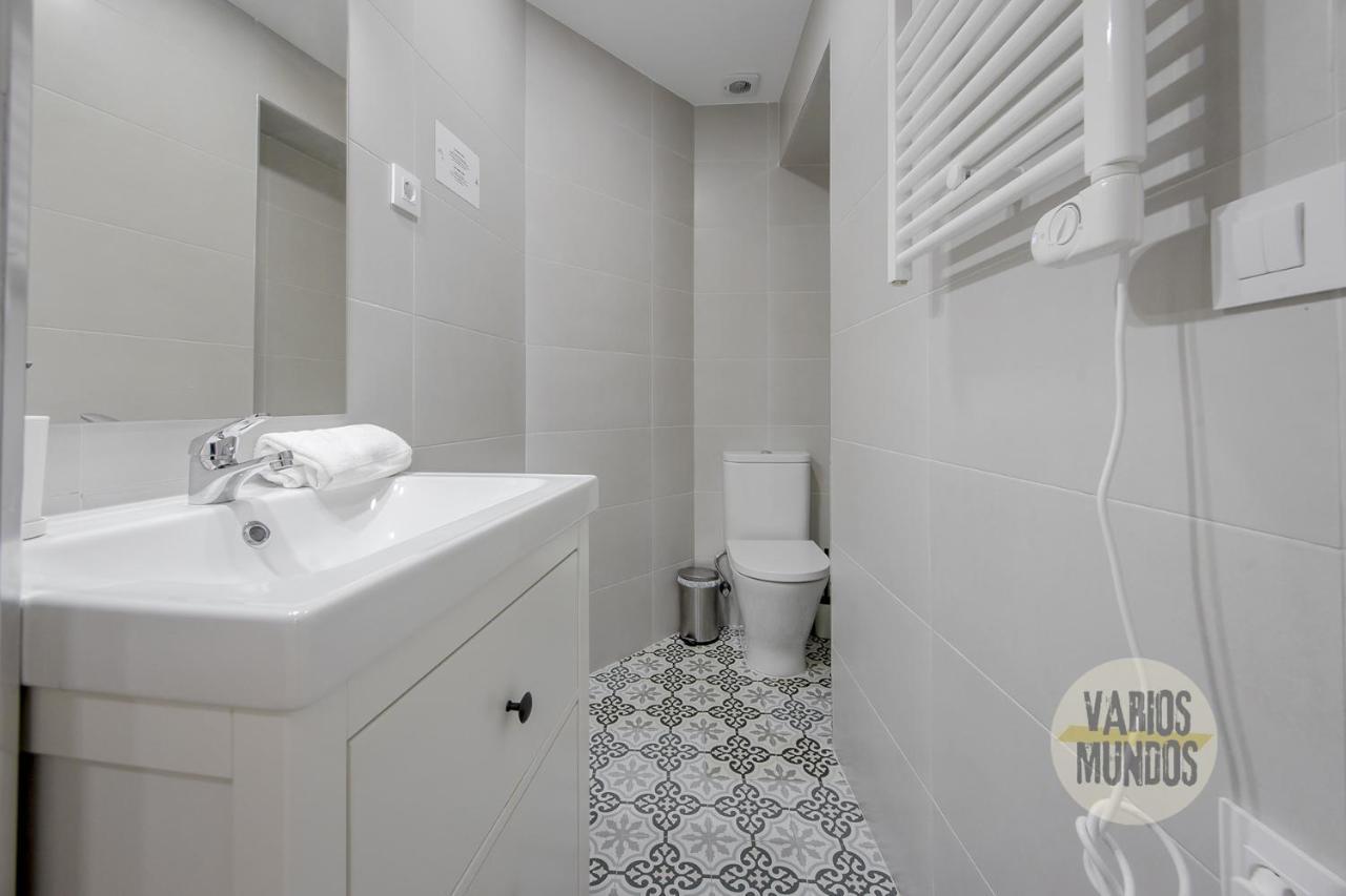 Spacious New Apartment Para 7 En La Plaza De Tirso De Molina Madri Exterior foto